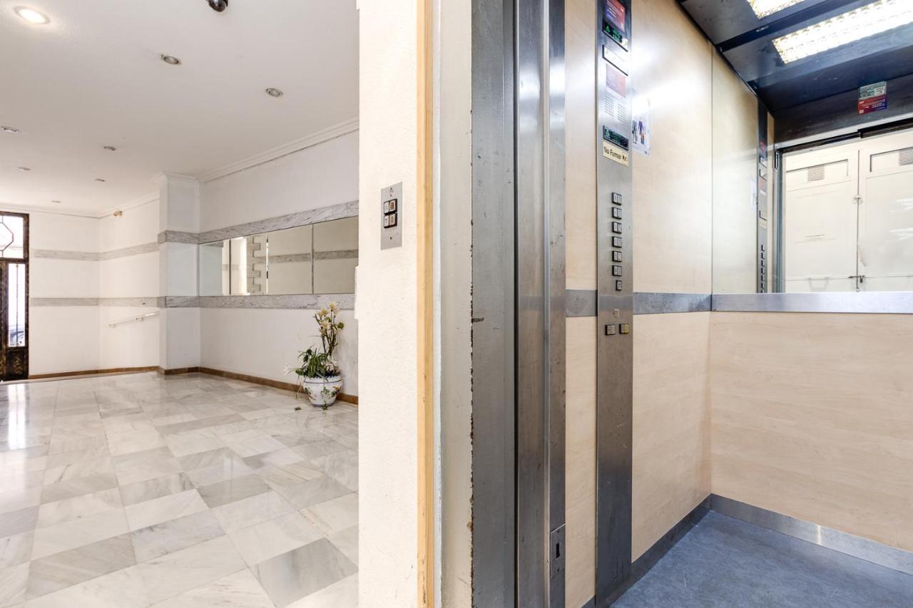 Apartament Caballero De Rodas Torrevieja Exterior photo