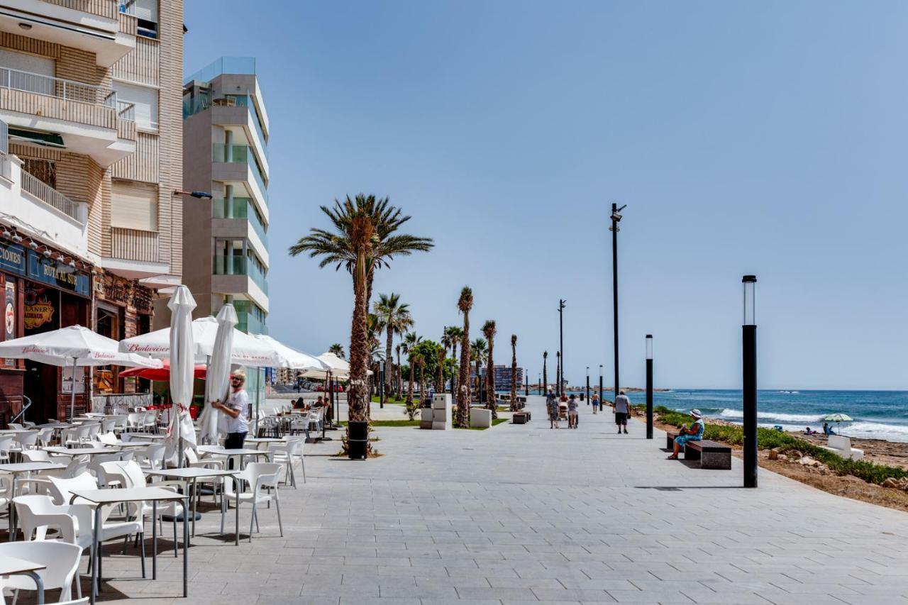 Apartament Caballero De Rodas Torrevieja Exterior photo